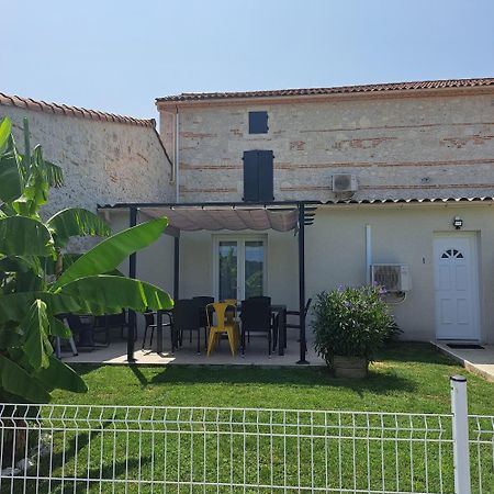 Le Domaine Vesque Villa Saint-Pierre-de-Clairac Exteriör bild
