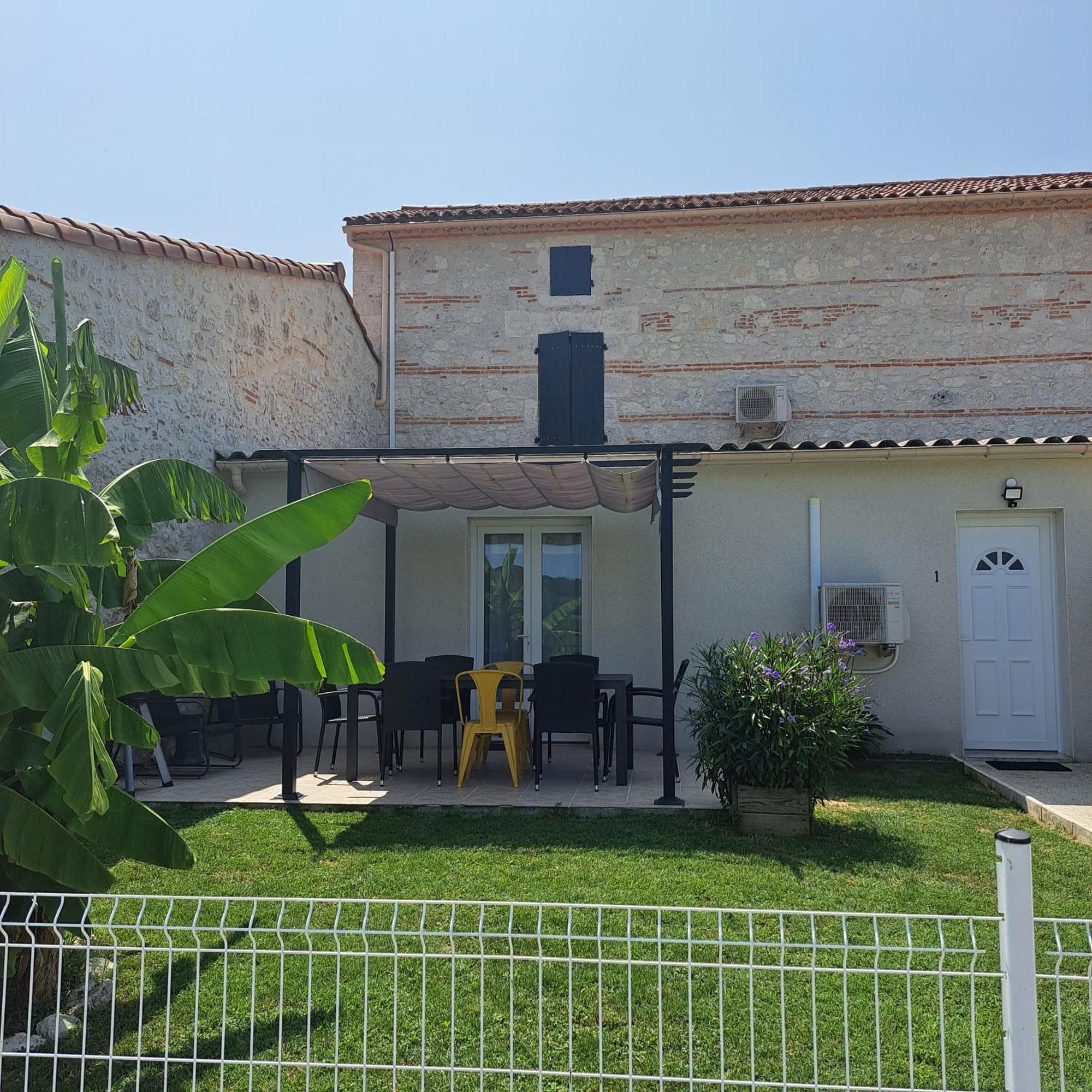 Le Domaine Vesque Villa Saint-Pierre-de-Clairac Exteriör bild