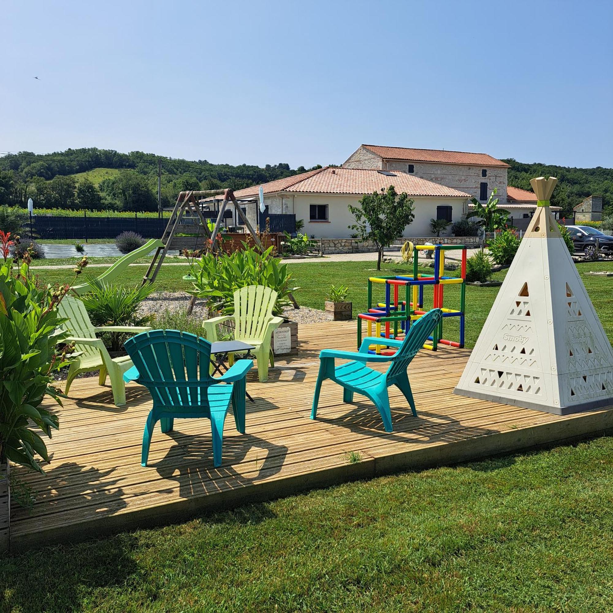 Le Domaine Vesque Villa Saint-Pierre-de-Clairac Exteriör bild