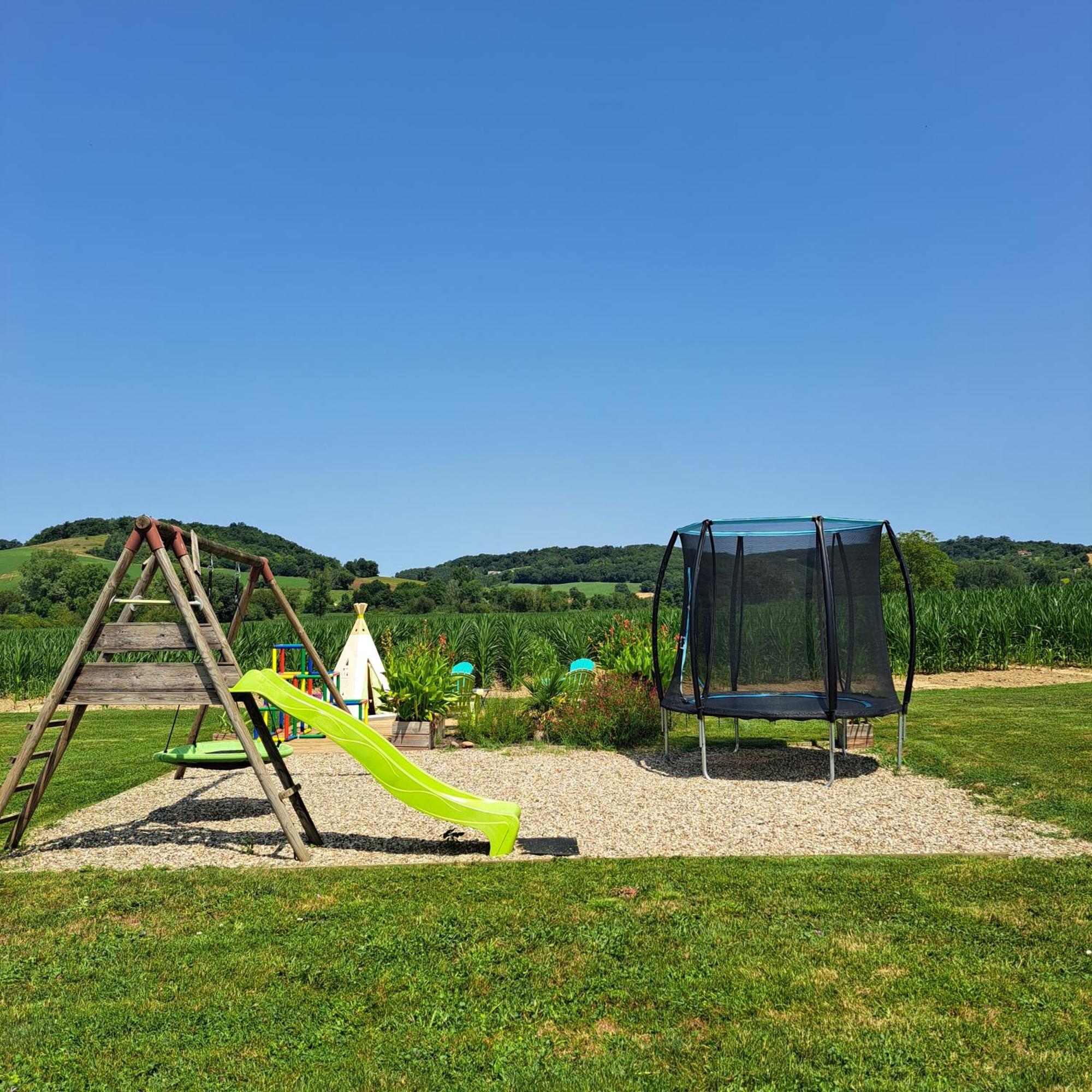 Le Domaine Vesque Villa Saint-Pierre-de-Clairac Exteriör bild